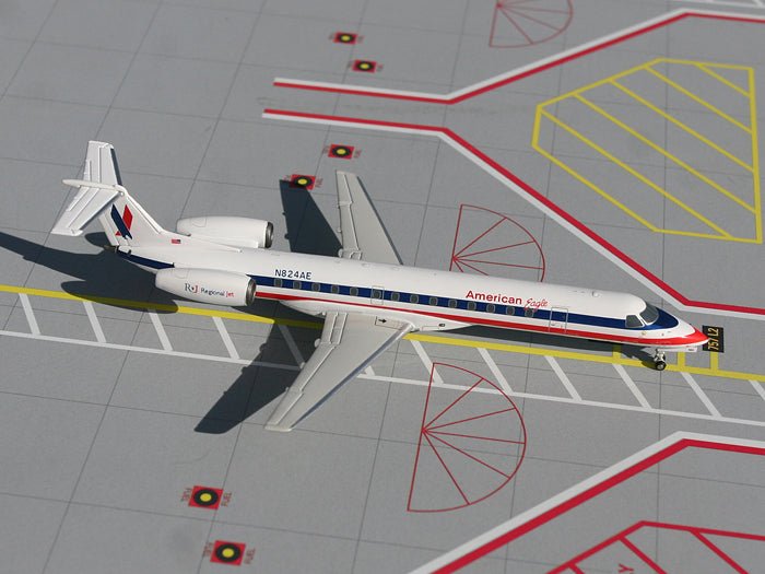 Gemini Jets G2AAL167 1:200 American Airlines Embraer ERJ - 145LR