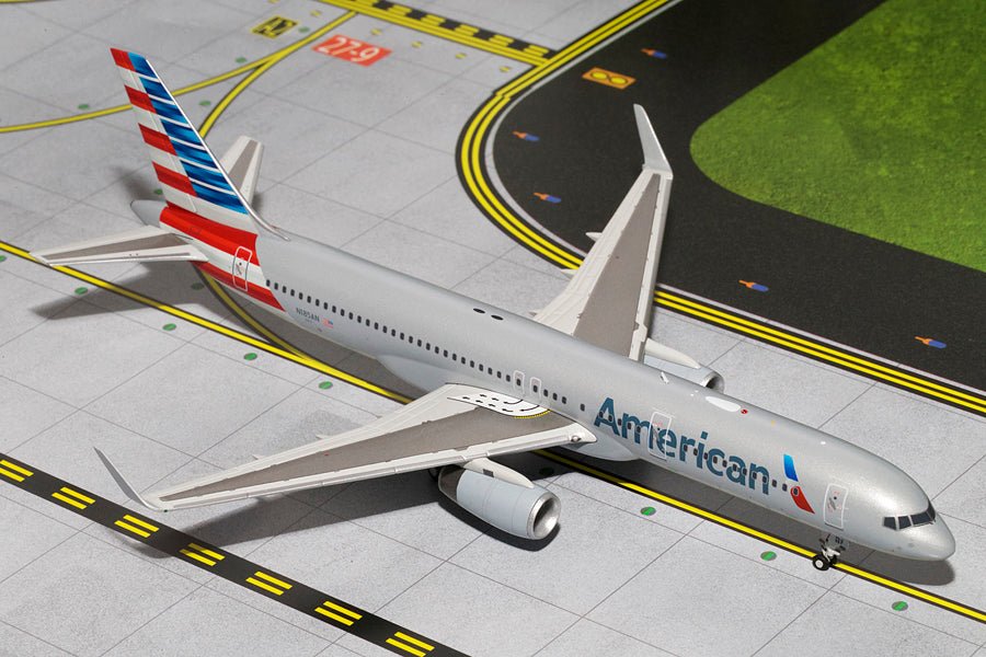Gemini Jets G2AAL466 1:200 American Airlines Boeing 757 - 200