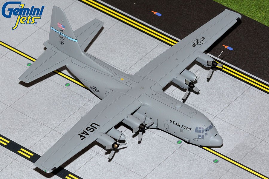 Gemini Jets G2AFO1064 1:200 USAF Lockheed C - 130H Hercules Delaware ANG
