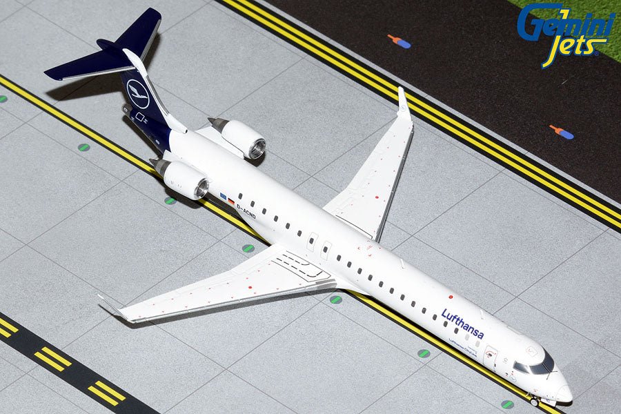 Gemini Jets G2CLH1013 1:200 Bombardier CRJ - 900LR
