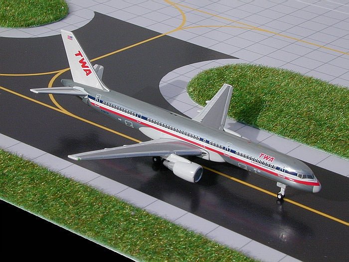 Gemini Jets GJTWA233 1:400 TWA Boeing 757-200 -MTS Aviation Models
