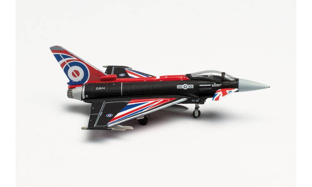 Herpa 1:200 571821 Typhoon RAF Eurofighter Coningsby