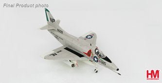 Hobby Master HA1427 1:72 US Navy A - 4C Skyhawk "MIG - 17 Killer" VA - 76, USS Bon Homme Richard