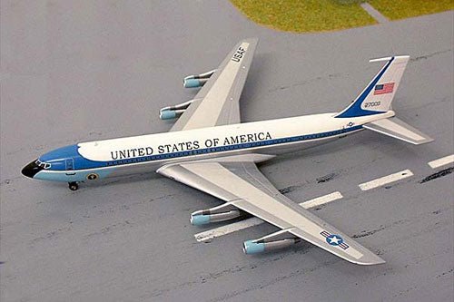 *Inflight IF70001A 1:200 USAF Boeing VC - 137C Air Force One #27000