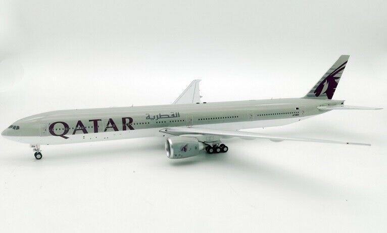 *InFlight IF773QT0422 1:200 Qatar Airways Boeing 777 - 300