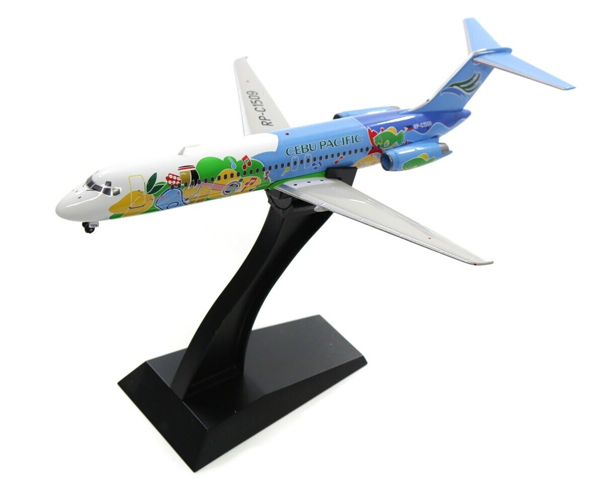 *Inflight IFDC930917 1:200 Cebu Pacific Dc - 9 - 30