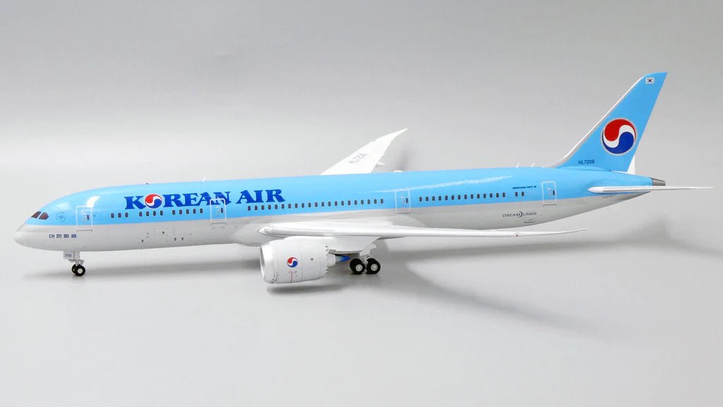 JC Wings 1:200 Korean Air Boeing 787-9 EW2789004 – MTS JC Wings 1:200 Korean Air Boeing 787-9 EW2789004 – MTS