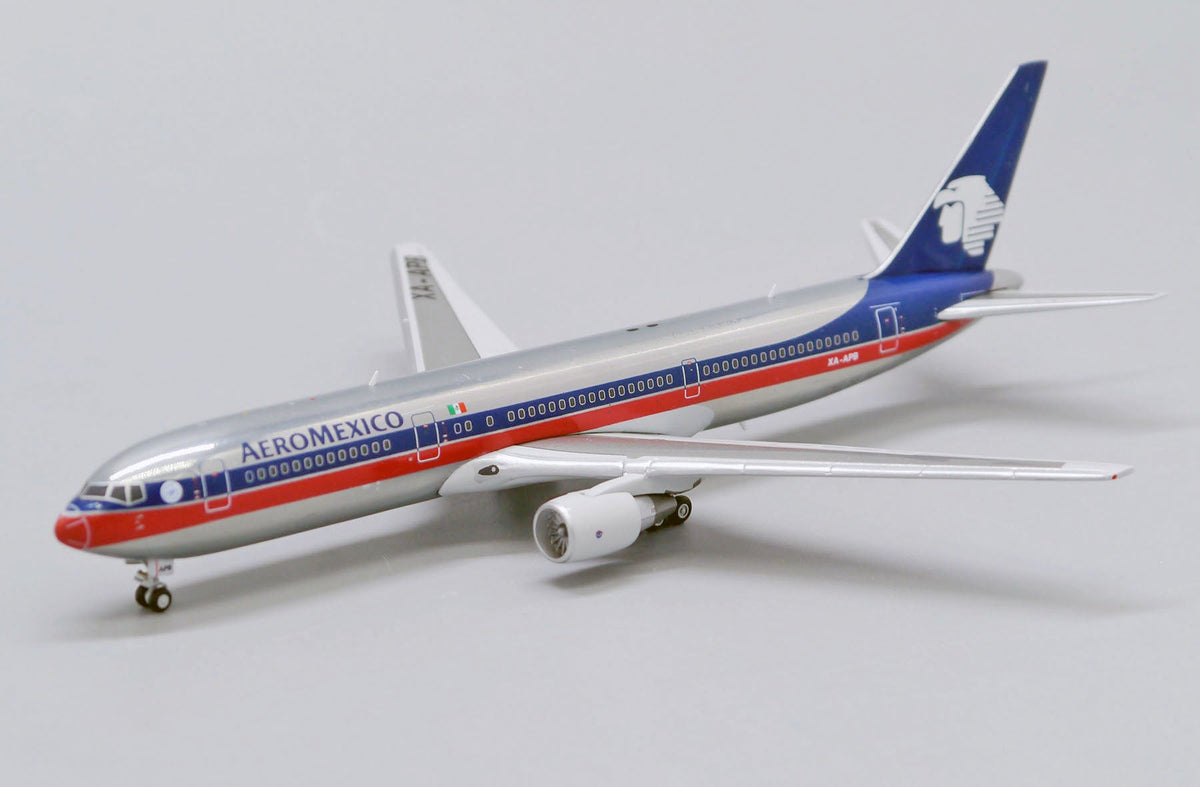 JC Wings 1:400 Aeromexico Boeing 767 - 300 XX4264
