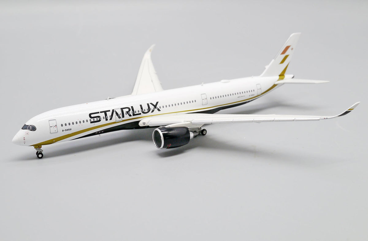 JC Wings EW4359007A 1:400 Starlux Airbus A350 - 900