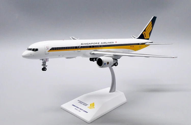 JC Wings XX20223 1:200 Singapore Airlines Boeing 757 - 200