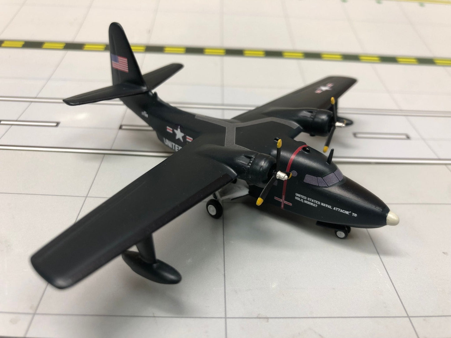 Sky Classics 1:200 HU - 16 Albatross US Navy Blue