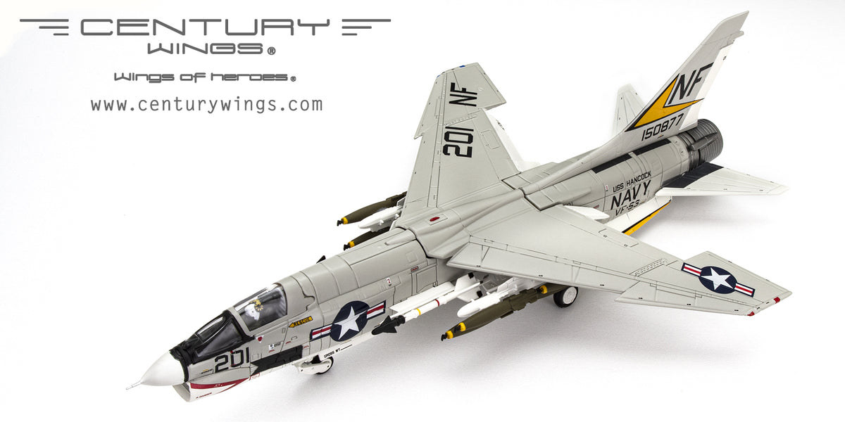 Century Wings 001639 1:72 F-8E Crusader US Navy VF-53 Iron Angels NF201 1967(Flaps down Version)