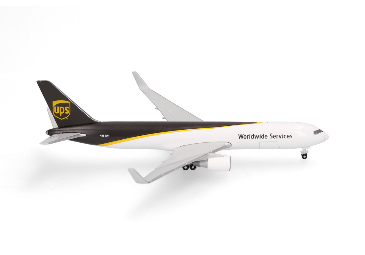 Herpa Wings 1:500 UPS Boeing 767-300F diecast model airplane