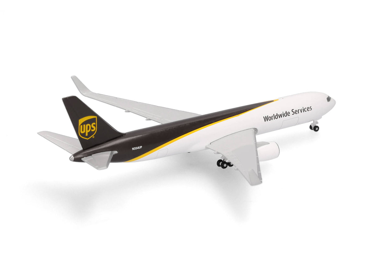 Herpa Wings 1:500 UPS Boeing 767-300F diecast model airplane