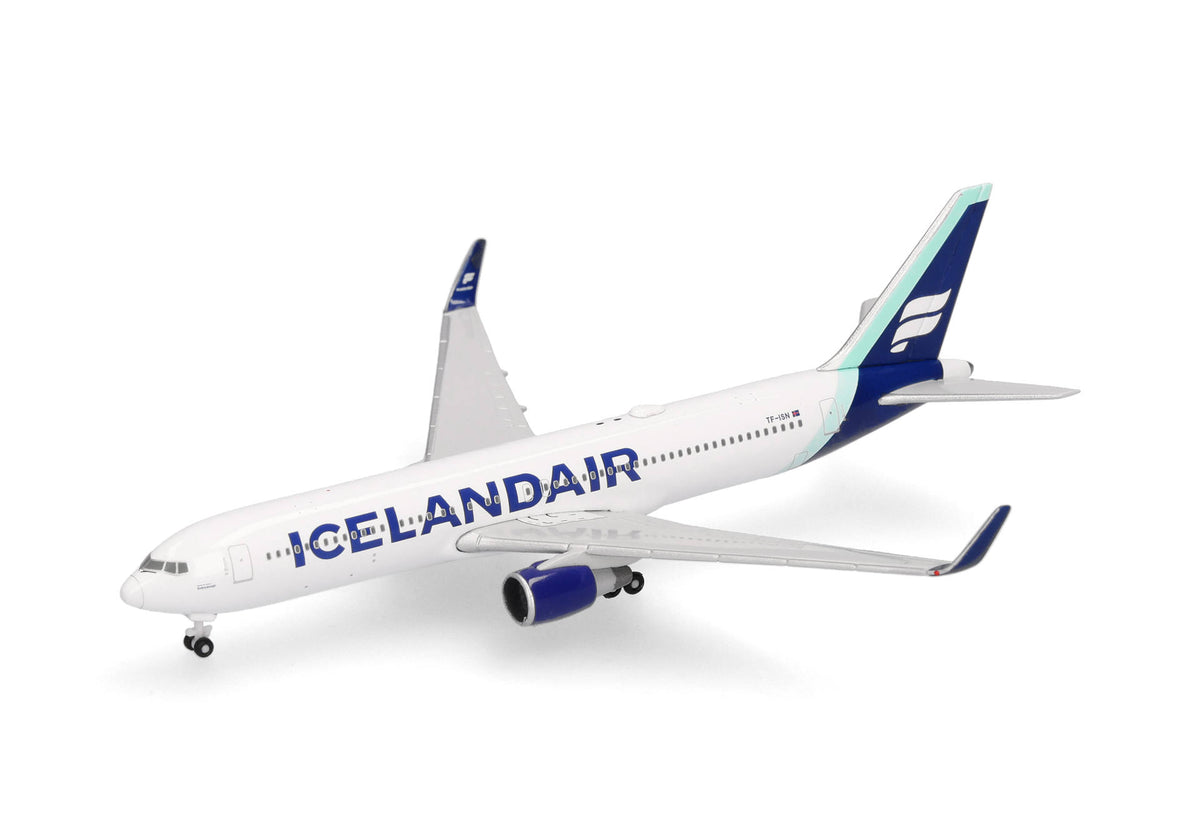 Herpa Wings 1:500 Icelandair Boeing 767-300 Boreal Blue diecast model airplane