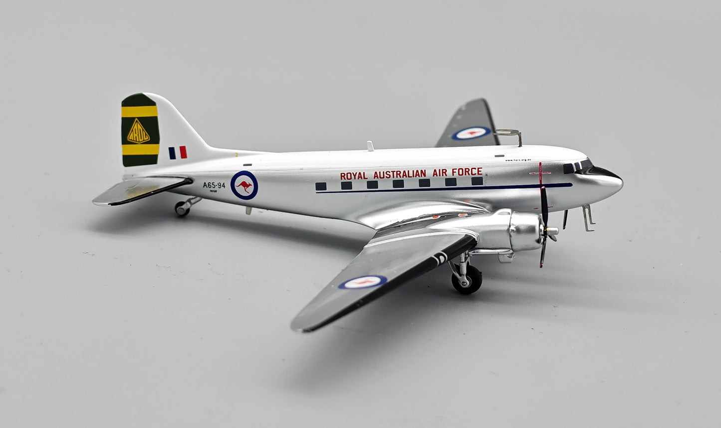 Pre-Order InFlight200 IFC47947 1:200 Historical Aircraft Restoration Society Douglas C-47B Skytrain (DC-3) VH-EAF