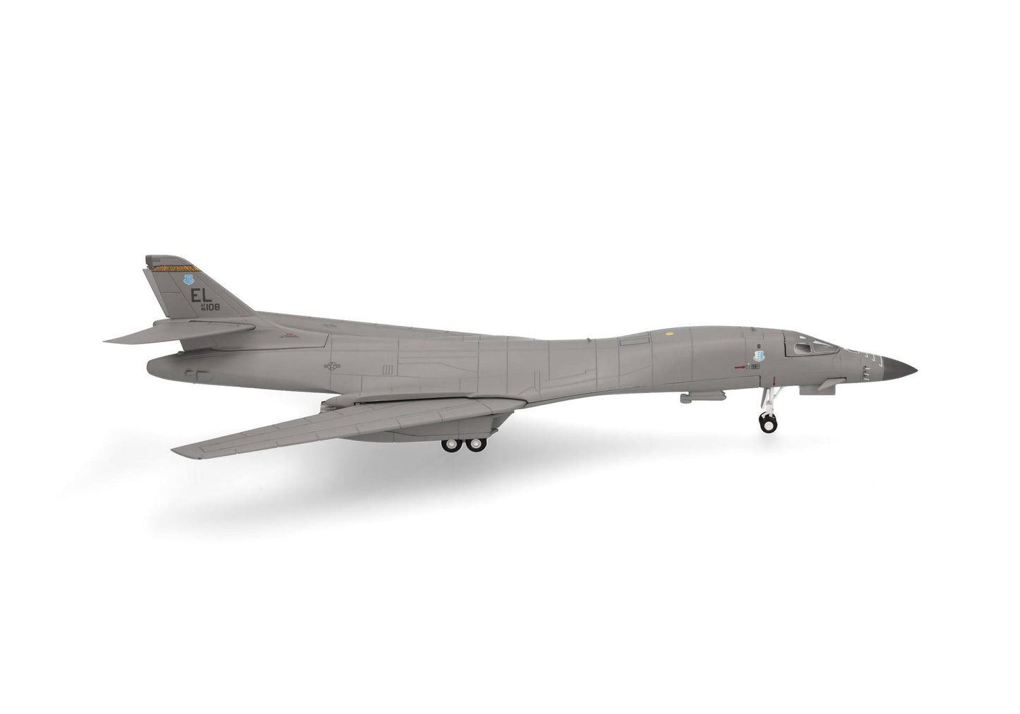 Herpa Wings 573658 1:200 USAF B-1B Lancer 37th Bomb Sqn, Ellsworth AB "Alien with an Attitude" 86-0108