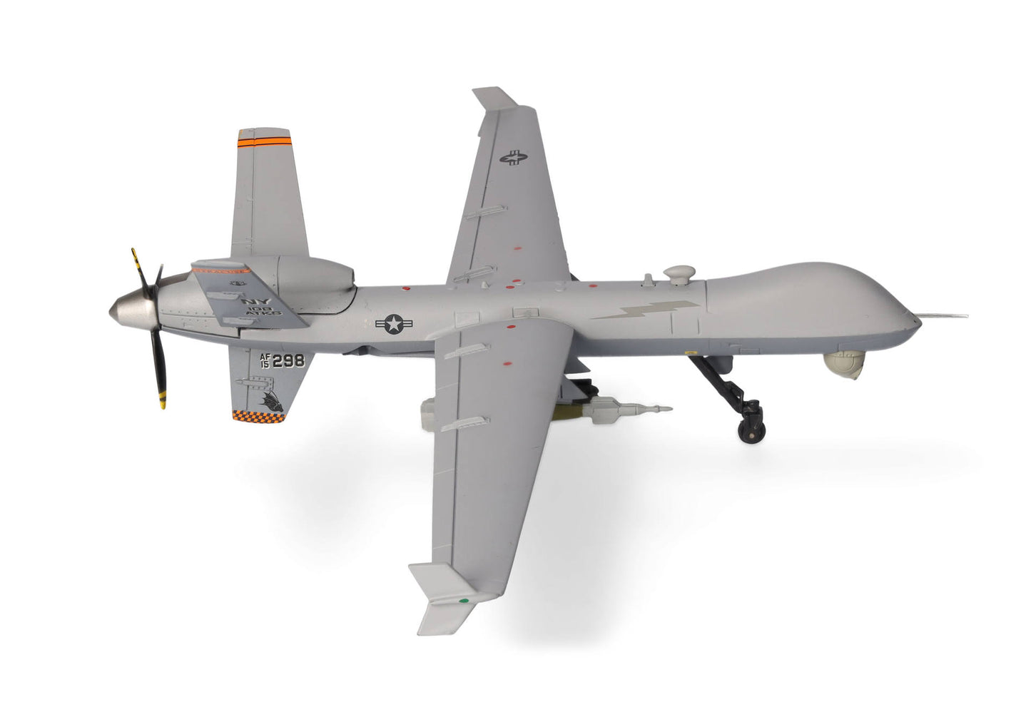 Herpa 580892 1:72 U.S. Air Force MQ-9A Reaper Block 5 New York ANG, 108th Attack Squadron, Hancock Field
