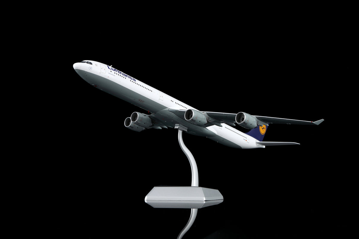 SQ Wings L2282 1:200 Lufthansa A340-600 D-AIHY diecast model airplane