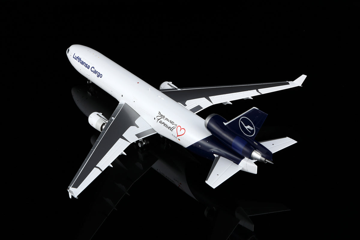SQ Wings L2104FD 1:200 Lufthansa Cargo McDonnell Douglas MD-11 D-ALCC "Thank you MD-11, Farewell" "Flaps Down" diecast model 