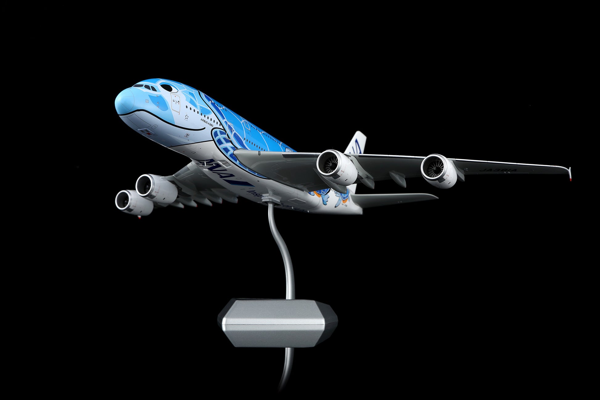 SQ Wings 1:200 ANA A380 JA381A