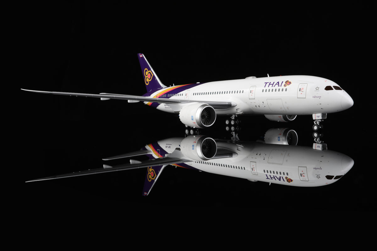 SQ Wings L2031 1:200 Thai Airways Boeing 787-8 HS-TQF diecast model airplane