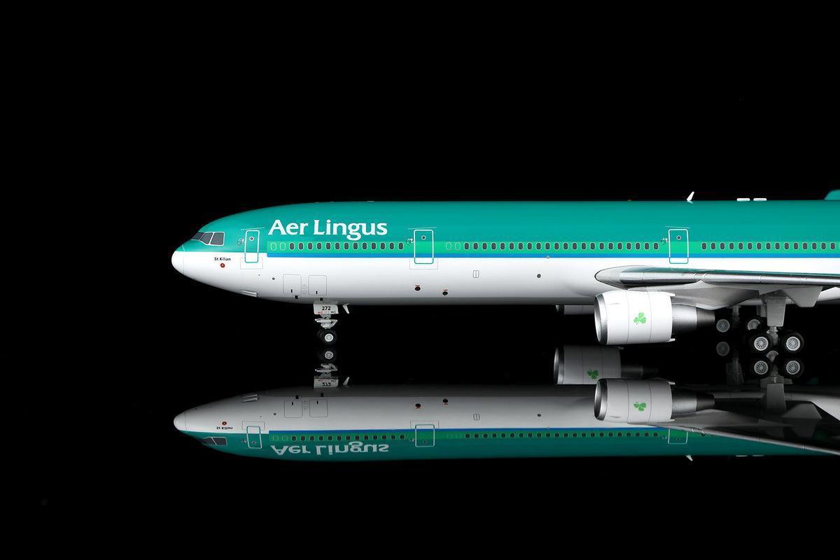 SQ Wings L2127FD 1:200 Aer Lingus MD-11 N272WA "Flaps Down" diecast model airplane