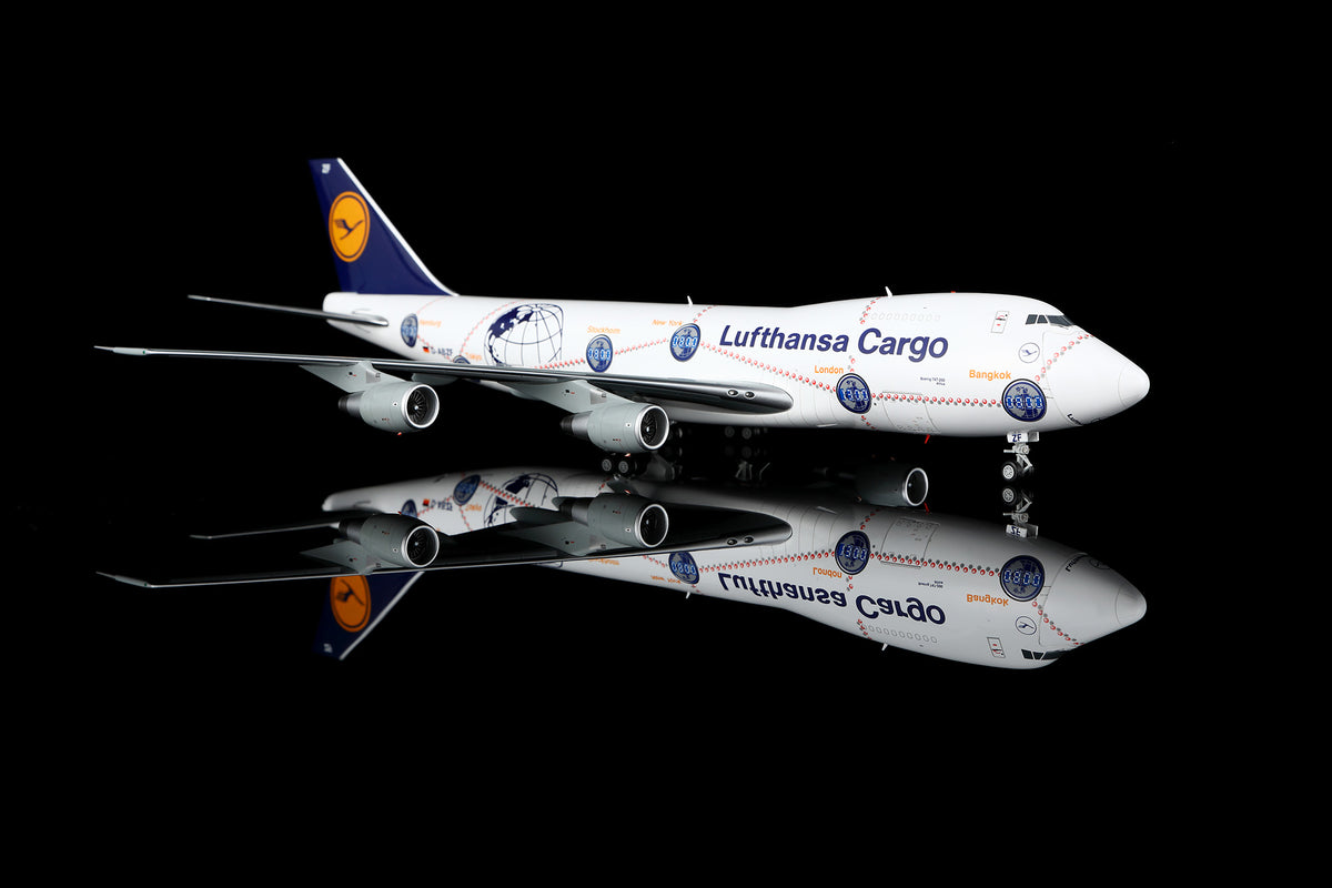 SQ Wings L2186 1:200 Lufthansa Cargo B747-200 D-ABZF "Service Revolution" special colours diecast model airplane