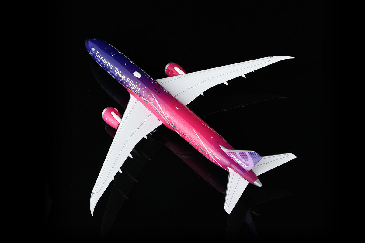 SQ Wings L2128 1:200 Boeing Company Boeing 787-9 N1015B "Dreams Take Flight" diecast model airplane