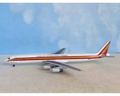Aero Classics AC411489 1:400 American Int'l Awys DC-8 /63F N815CK