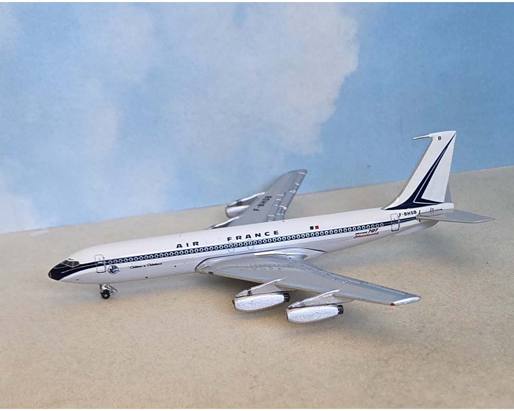 Aero Classics AC411491 1:400 Air France B.707-321 F-BHSB