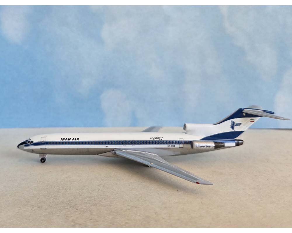 Aero Classics AC411552 1:400 Iran Air B.727-200 EP-IRR