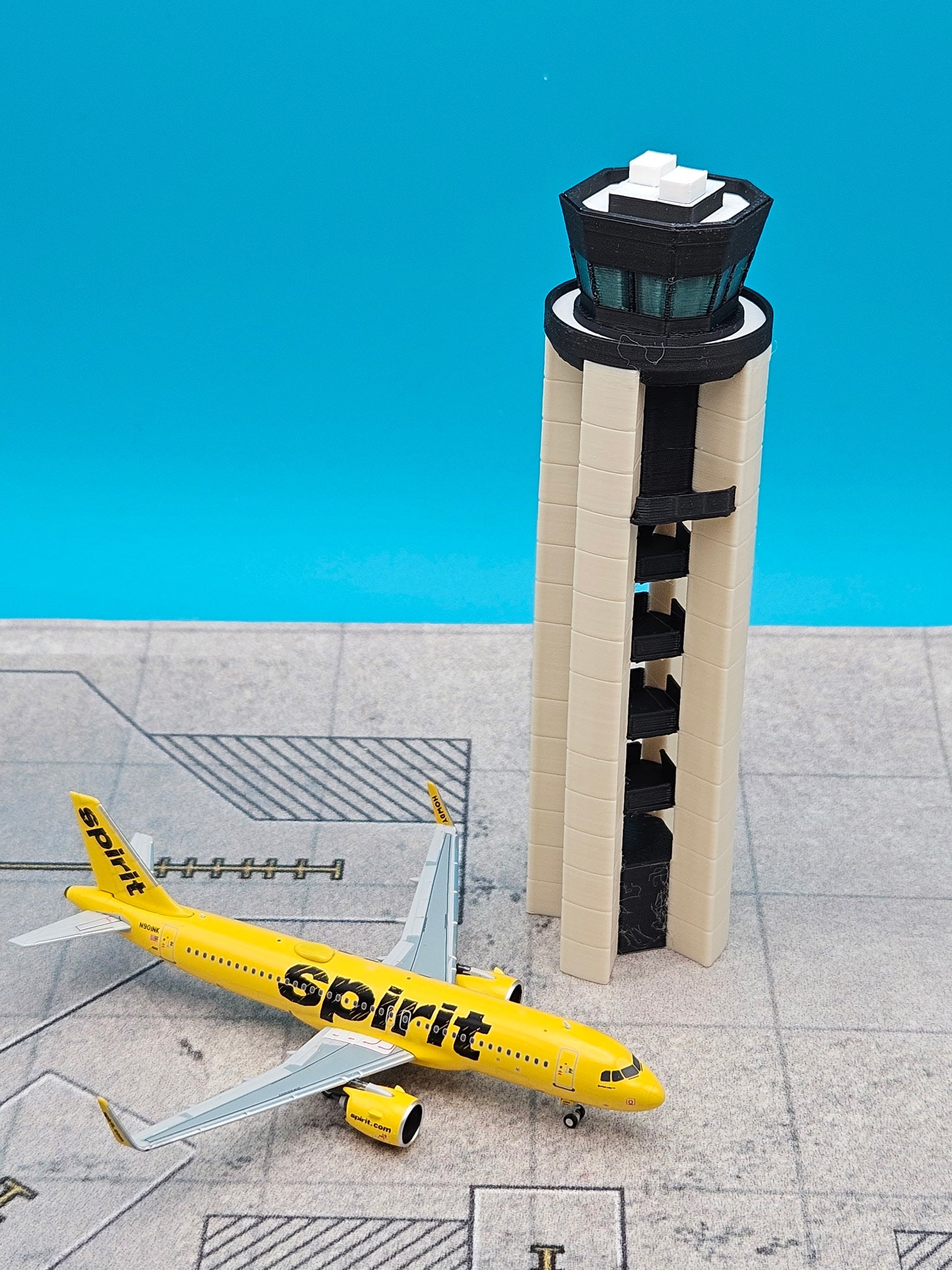 Tarmac Designs 1:400 Colorado Springs Airport ATC Tower (COS)