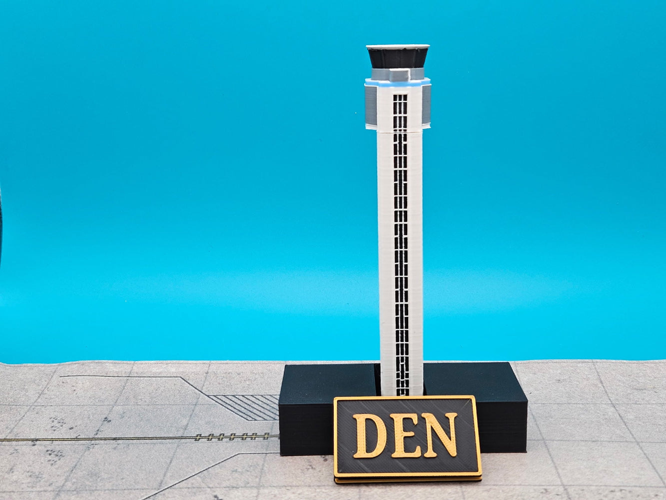 Tarmac Designs 1:400 Stapleton International Airport ATC Tower (DEN)