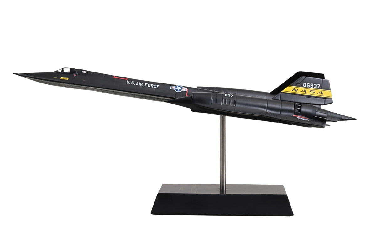Executive Series Models 1:72 NASA SR-71 Blackbird resin model