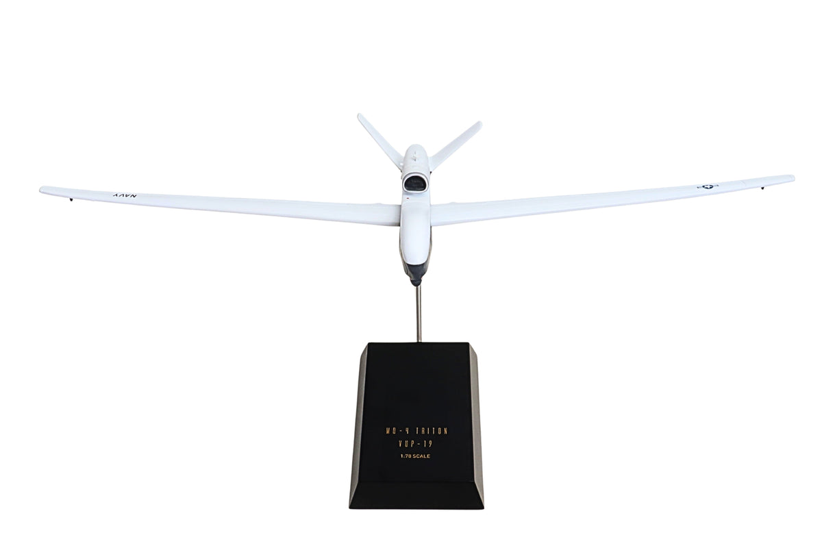 Executive Series Models 1:78 U.S. Navy MQ-4C Triton resin model