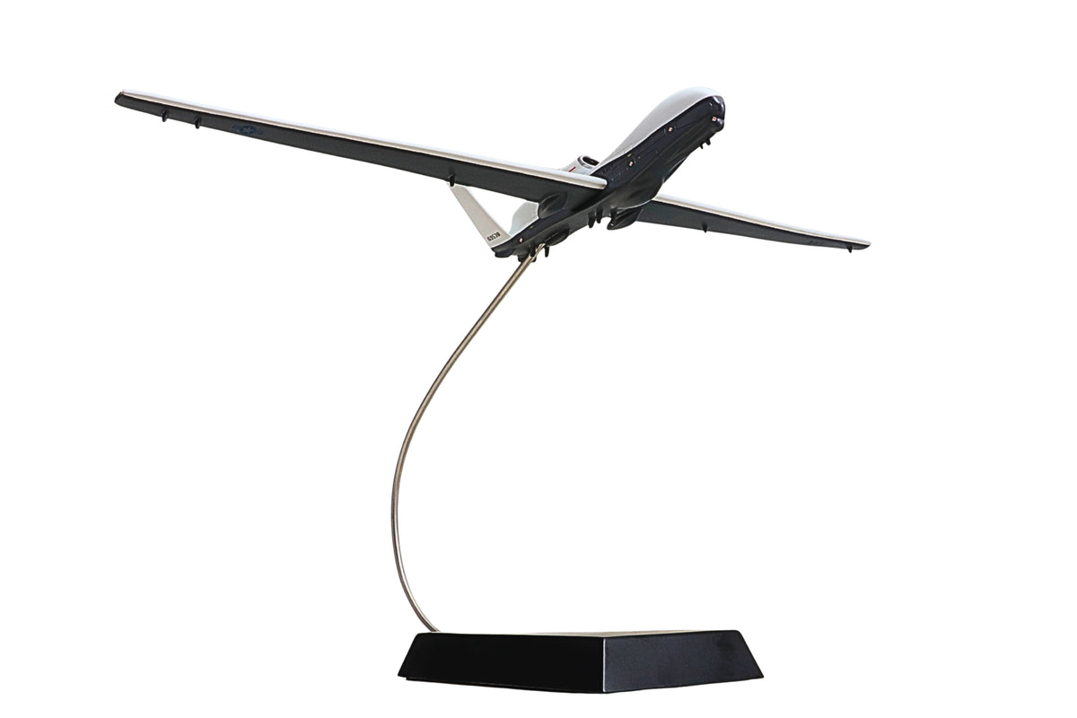Executive Series Models 1:78 U.S. Navy MQ-4C Triton resin model