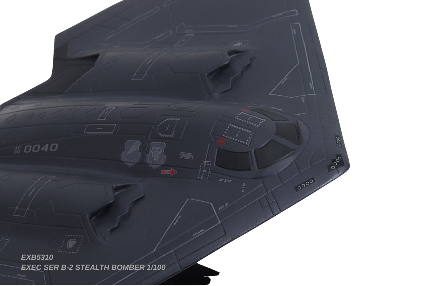 Executive Series Models EXB5310 1:100 B-2 Stealth Bomber