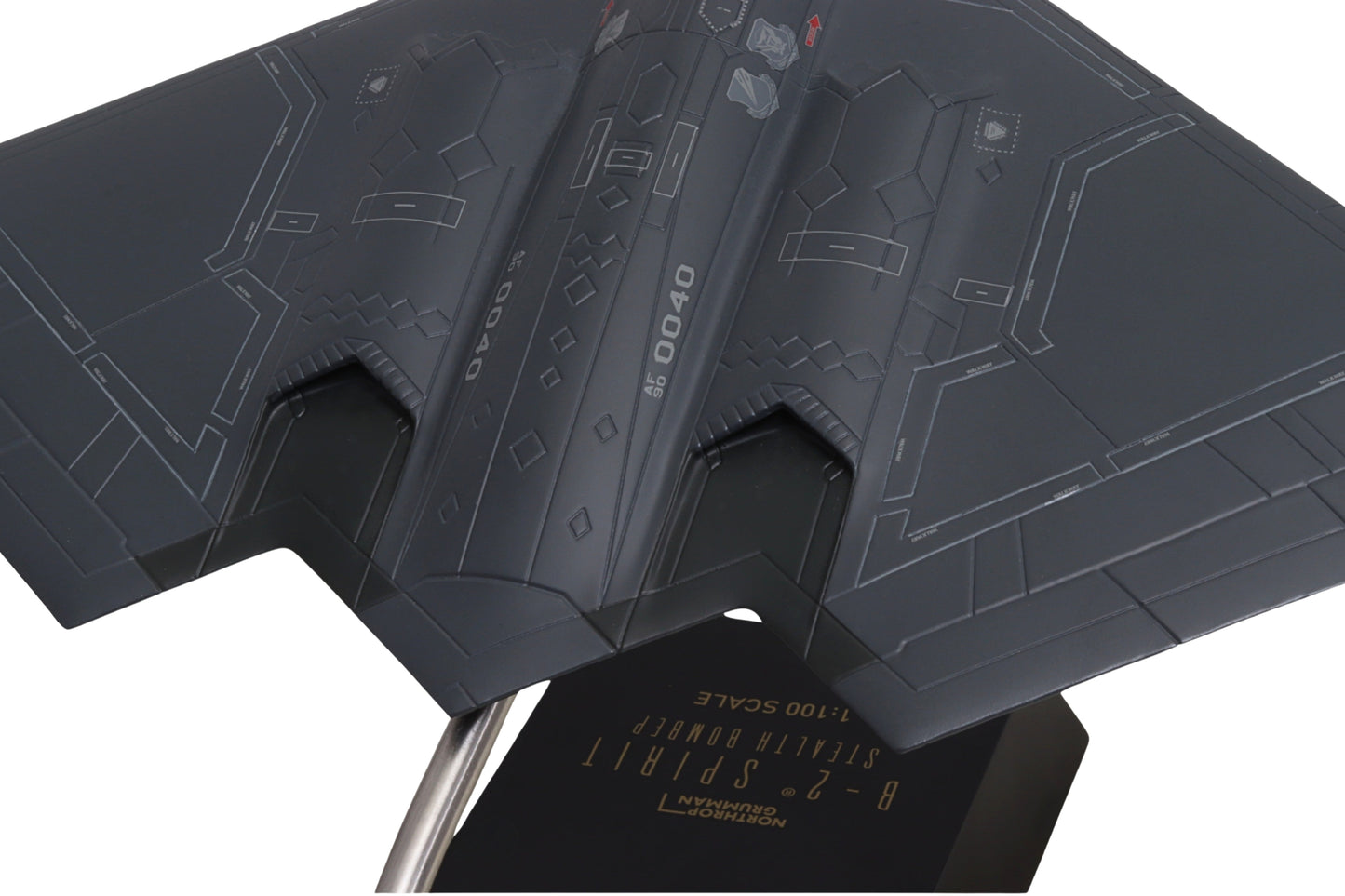 Executive Series Models EXB5310 1:100 B-2 Stealth Bomber