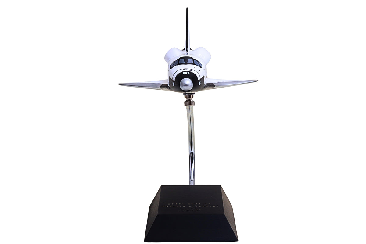 Executive Series Models 1:200 NASA Space Shuttle Orbiter Discovery resin model