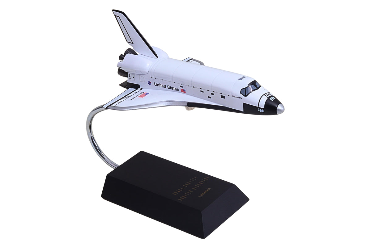 Executive Series Models 1:200 NASA Space Shuttle Orbiter Discovery resin model