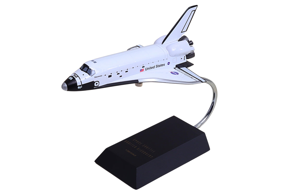 Executive Series Models 1:200 NASA Space Shuttle Orbiter Discovery resin model