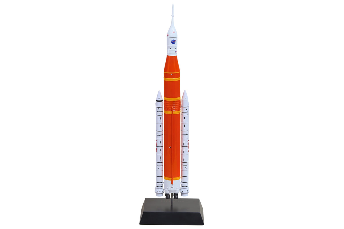 Executive Series Models 1:200 NASA Space Launch System (SLS) resin model