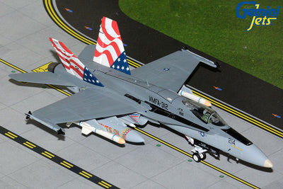 Gemini Jets GAUSM10005 1:72 U.S. Marine Corps F/A-18C Hornet 165214 VMFA-312, U.S. flag design on tail