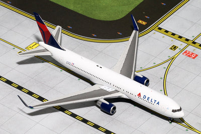 Gemini Jets GJDAL1452 1:400 Delta Boeing 767-300ER N195DN