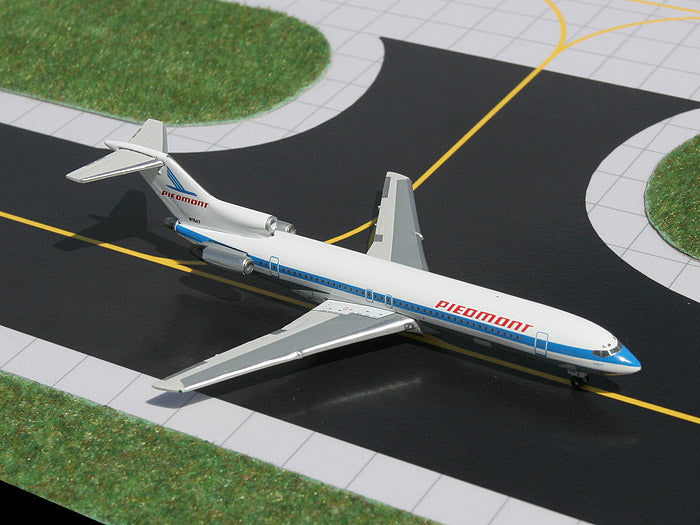 Gemini Jets GJPDM533 1:400 Piedmont Boeing 727-200 N1647