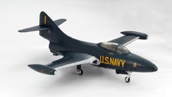 Hobby Master HA7204 F9F-2 Panther LCDR R.E. "Dusty" Rhodes, Team Leader "Blue Angels" 1949