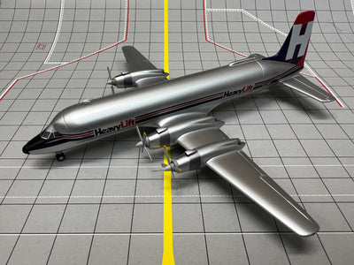 Sky Classics 1:200 Canadair CL - 44 - 0 "Heavylift"