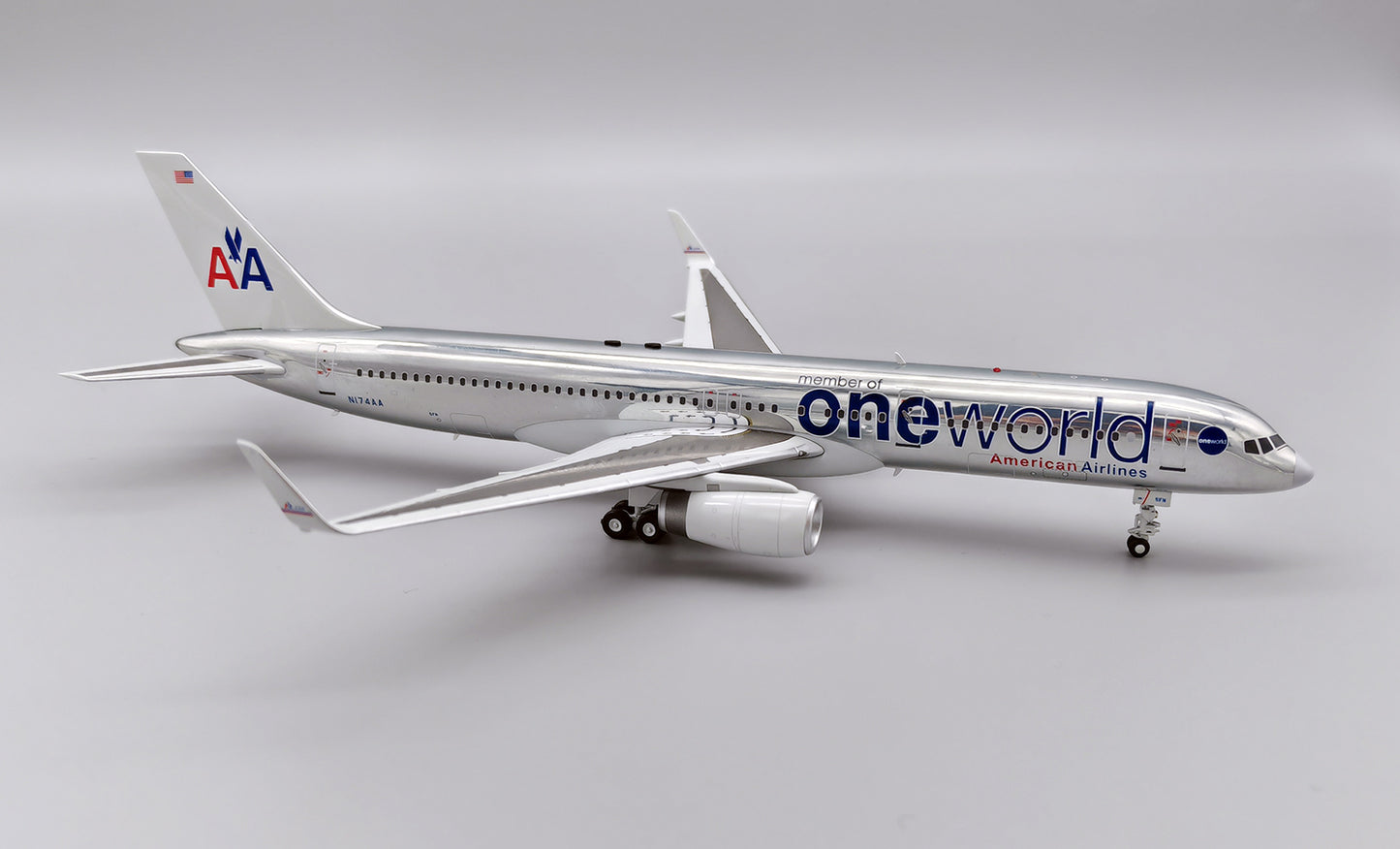 Pre-Order Inflight IF752AA0832P 1:200 American Airlines Boeing 757-223 N174AA  "Oneworld "