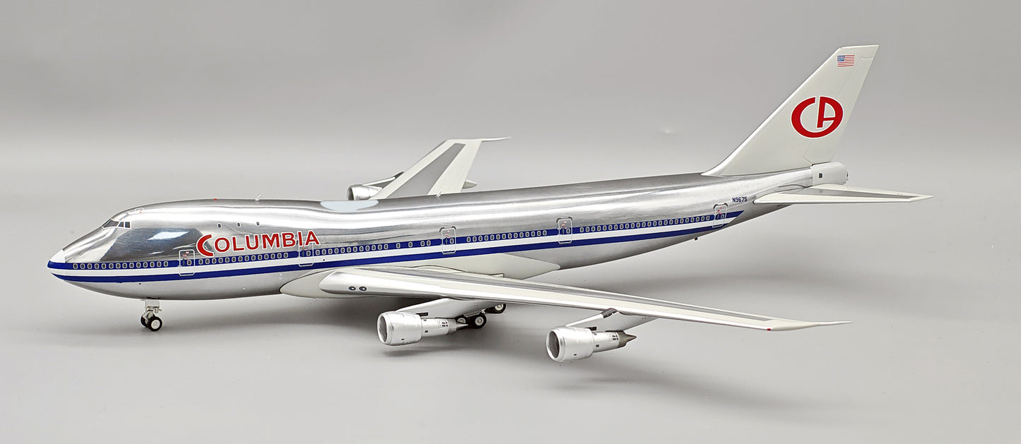 B-Models B-741-AIRPORT75-50-P 1:200 COLUMBIA Boeing 747-100 Airport 75